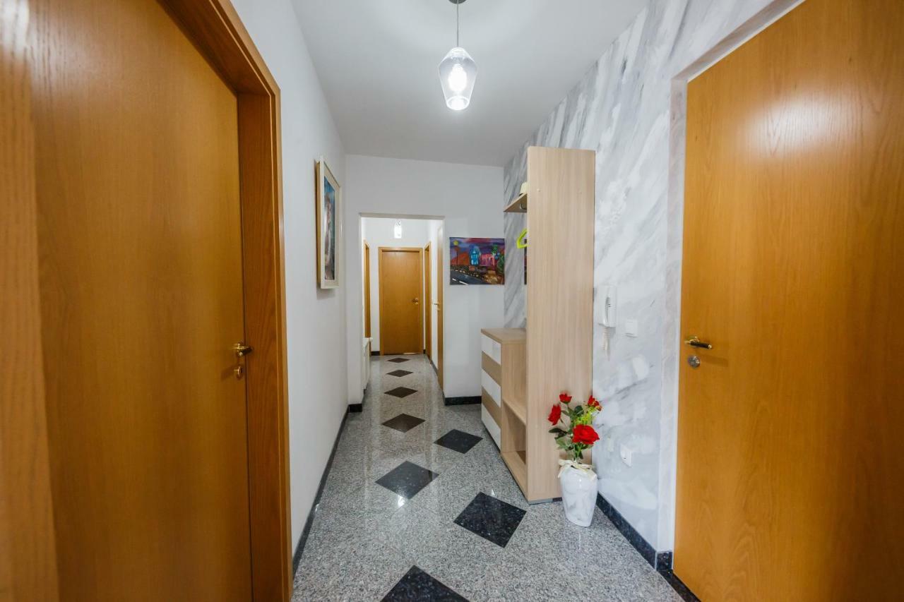 Apartman Lucija Kaštela Eksteriør billede