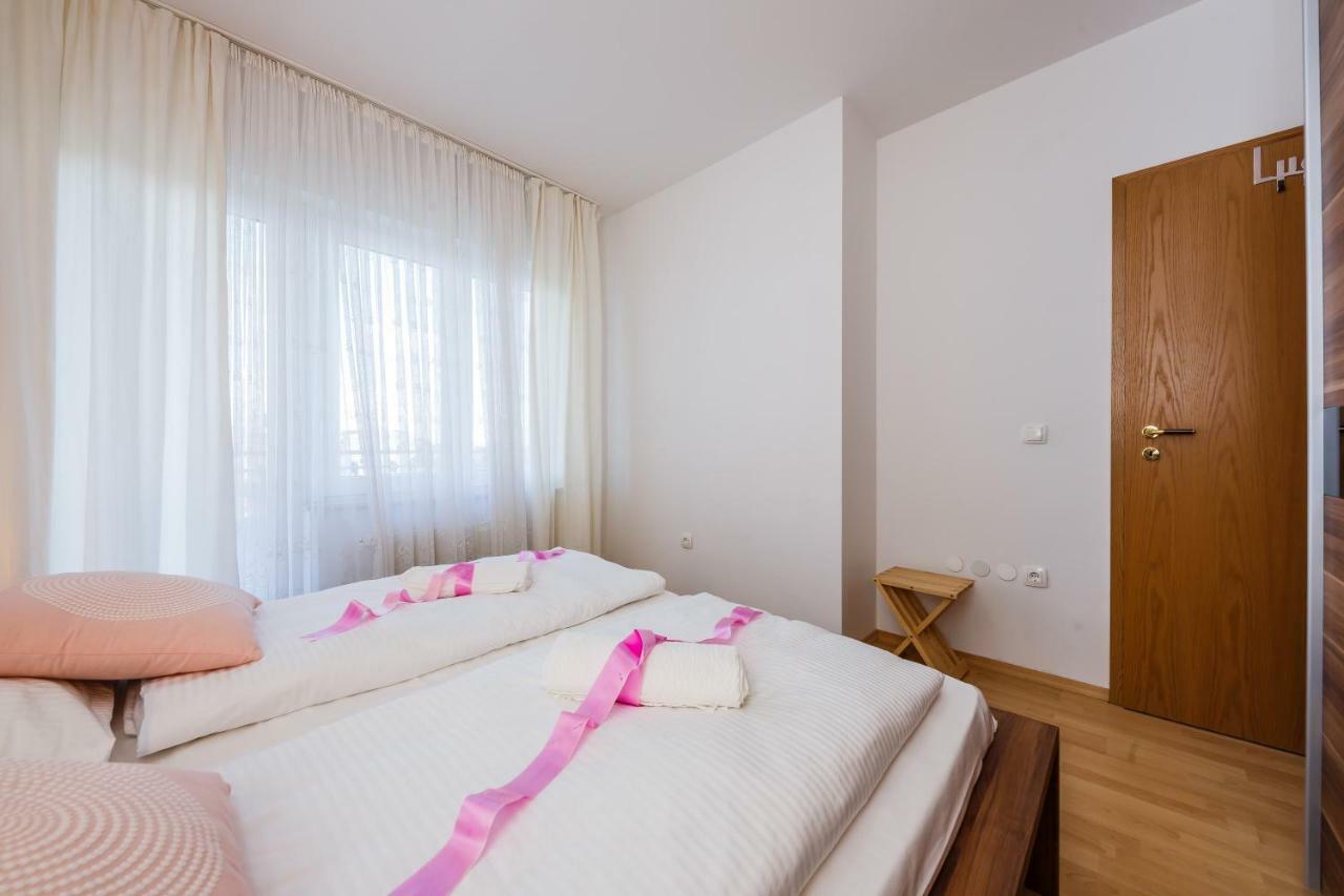 Apartman Lucija Kaštela Eksteriør billede