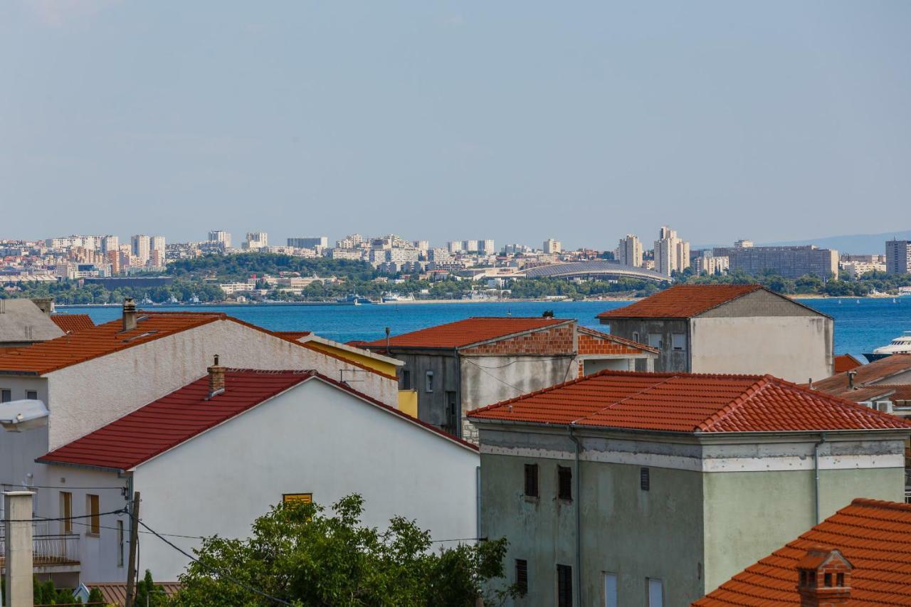 Apartman Lucija Kaštela Eksteriør billede