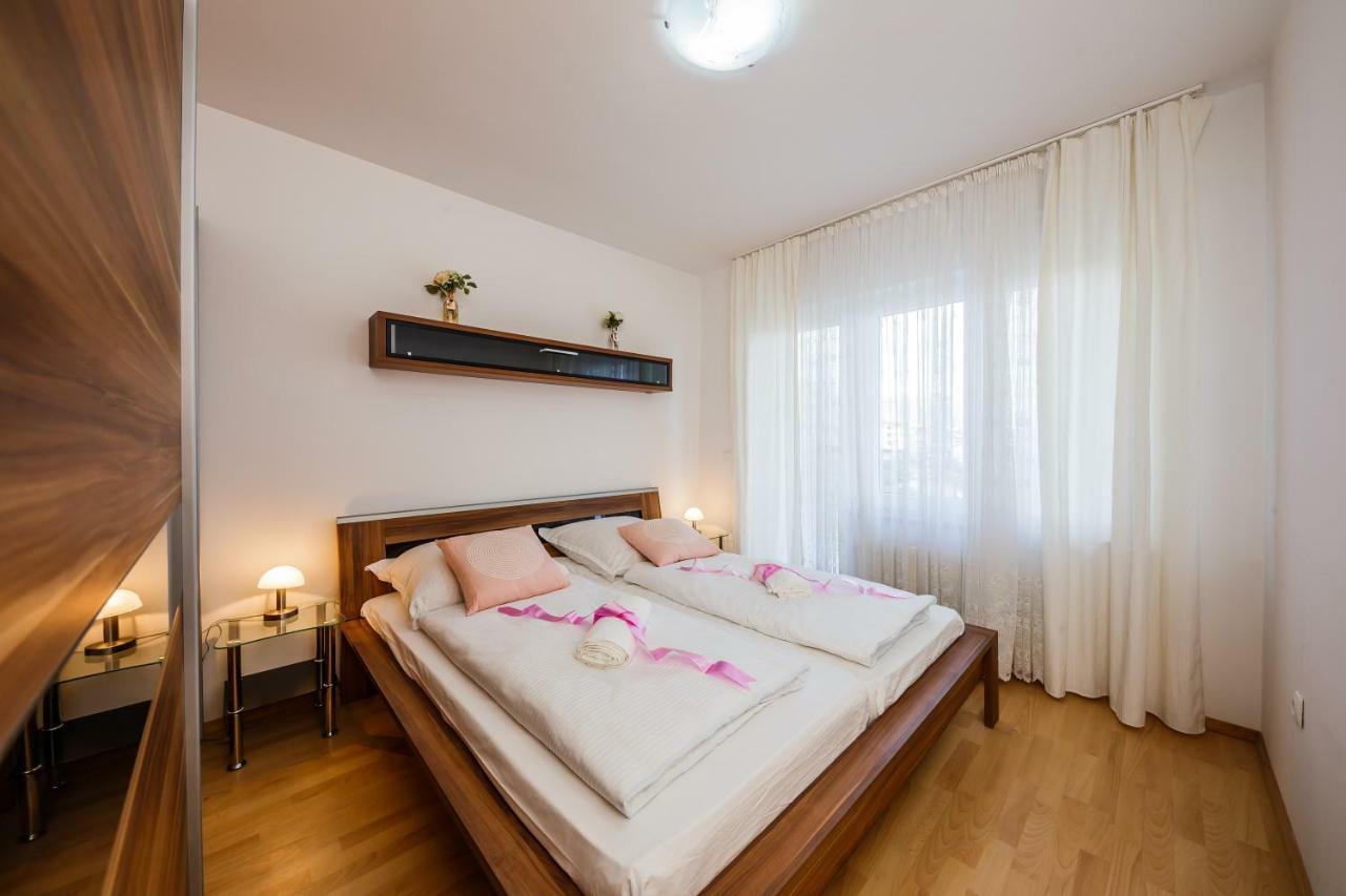 Apartman Lucija Kaštela Eksteriør billede